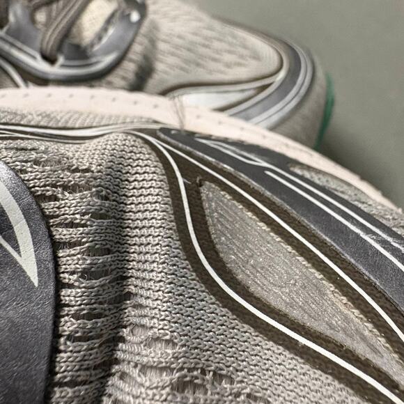 Brooks Sneakers Ghost 8 8th Edition Sz 11 Gray‎ Pink Silver 1201931B073 Athletic - Picture 12 of 15